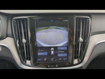 Photo 18 du bon plan VOLVO V60 Cross Country B4 AWD 197ch Pro Geartronic occasion à 27900 €
