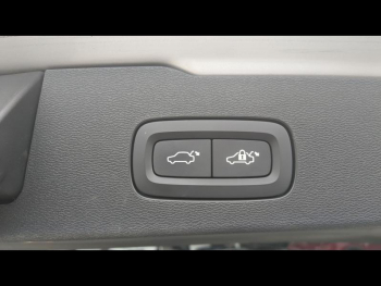Photo 27 du bon plan VOLVO V60 Cross Country B4 AWD 197ch Pro Geartronic occasion à 27900 €