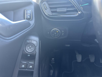 Photo 15 du bon plan FORD Fiesta 1.0 Flexifuel 95ch Titanium Business 5p occasion à 14790 €