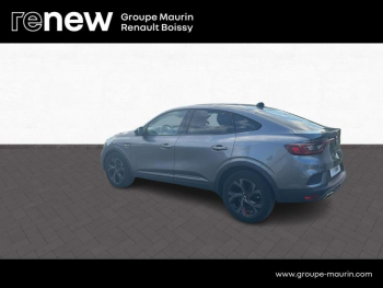 Photo 3 du bon plan RENAULT Arkana 1.6 E-Tech 145ch RS Line -21B occasion à 23990 €