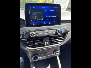 Photo 14 du bon plan FORD Kuga 2.5 Duratec 225ch PHEV ST-Line Business BVA occasion à 35590 €