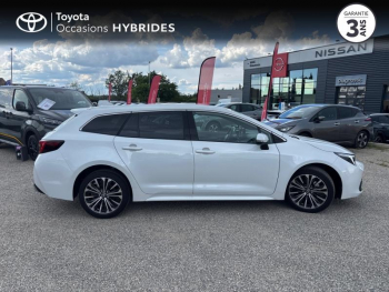 Photo 17 du bon plan TOYOTA Corolla Touring Spt 1.8 140ch Design MY24 occasion à 29990 €