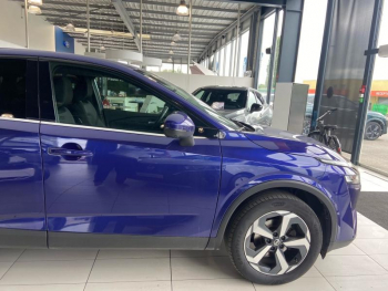 Photo 10 du bon plan NISSAN Qashqai 1.3 Mild Hybrid 158ch N-Connecta Xtronic occasion à 21980 €