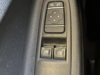 Photo 3 du bon plan RENAULT Zoe Business charge normale R110 - 20 occasion à 14890 €