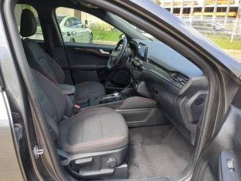 Photo 18 du bon plan FORD Kuga 2.5 Duratec 190ch FHEV E85 ST-Line X BVA occasion à 30000 €