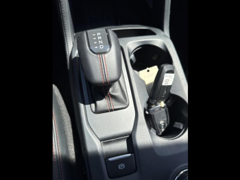 Photo 17 du bon plan FORD Ranger VUL 3.0 EcoBoost V6 292ch Stop&Start Double Cabine Raptor BVA10 occasion à 78440 €