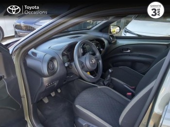 Photo 11 du bon plan TOYOTA Aygo X 1.0 VVT-i 72ch Design MY23 occasion à 15490 €