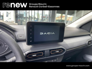 Photo 21 du bon plan DACIA Sandero 1.0 TCe 90ch Stepway Extreme auto -24 occasion à 20900 €