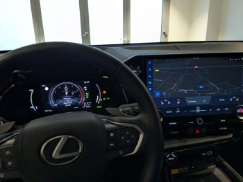 Photo 4 du bon plan LEXUS NX 450h+ Executive 4WD MY24 occasion à 58900 €
