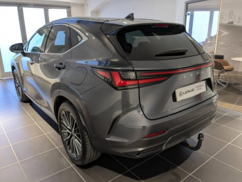 Photo 15 du bon plan LEXUS NX 450h+ Executive 4WD MY24 occasion à 58900 €