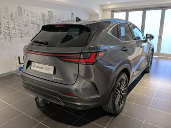 Photo 17 du bon plan LEXUS NX 450h+ Executive 4WD MY24 occasion à 58900 €