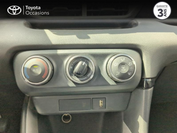 Photo 21 du bon plan TOYOTA Yaris 70 VVT-i Dynamic 5p MY22 occasion à 16590 €