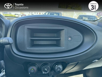 Photo 15 du bon plan TOYOTA Aygo X 1.0 VVT-i 72ch Active occasion à 12990 €