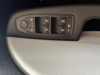 Photo 13 du bon plan RENAULT Clio 1.0 TCe 90ch Techno occasion à 17390 €