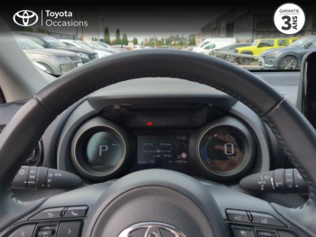 Photo 13 du bon plan TOYOTA Yaris 116h Design 5p MY22 occasion à 19490 €