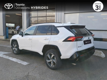 Photo 18 du bon plan TOYOTA RAV4 2.5 Hybride Rechargeable 306ch Design AWD-i MY24 occasion à 41990 €