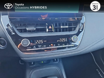Photo 24 du bon plan TOYOTA Corolla 1.8 140ch Design MY23 occasion à 24990 €