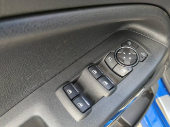 Photo 15 du bon plan FORD EcoSport 1.0 EcoBoost 125ch ST-Line Euro6.2 occasion à 14890 €