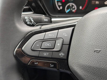 Photo 10 du bon plan FORD Grd Tourneo Connect 2.0 EcoBlue 122ch Titanium DSG7 TPMR occasion à 43899 €