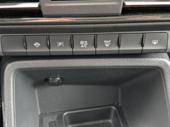 Photo 13 du bon plan FORD Grd Tourneo Connect 2.0 EcoBlue 122ch Titanium DSG7 TPMR occasion à 43899 €