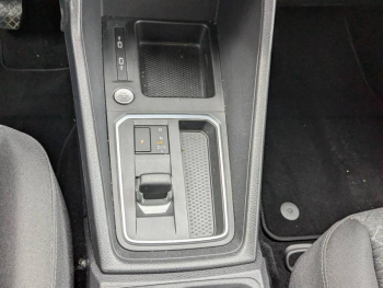 Photo 15 du bon plan FORD Grd Tourneo Connect 2.0 EcoBlue 122ch Titanium DSG7 TPMR occasion à 43899 €