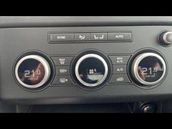 Photo 22 du bon plan LAND-ROVER Discovery 3.0 Sd6 306ch Landmark occasion à 46650 €