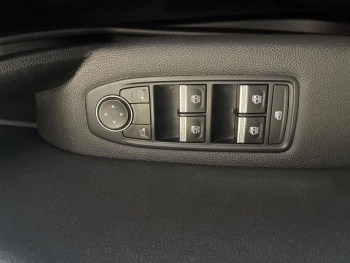 Photo 10 du bon plan RENAULT Captur 1.6 E-Tech hybride rechargeable 160ch Intens -21 occasion à 22490 €