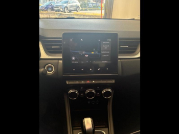 Photo 12 du bon plan RENAULT Captur 1.6 E-Tech hybride rechargeable 160ch Intens -21 occasion à 22490 €