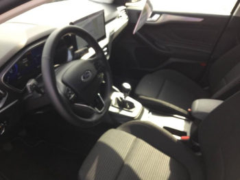 Photo 8 du bon plan FORD Focus SW 1.0 Flexifuel mHEV 125ch Titanium X Business occasion à 21990 €