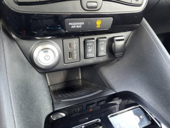 Photo 16 du bon plan NISSAN Leaf 150ch 40kWh N-Connecta 22 occasion à 13990 €