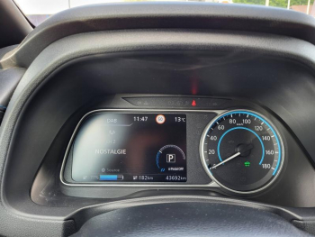 Photo 25 du bon plan NISSAN Leaf 150ch 40kWh N-Connecta 22 occasion à 13990 €