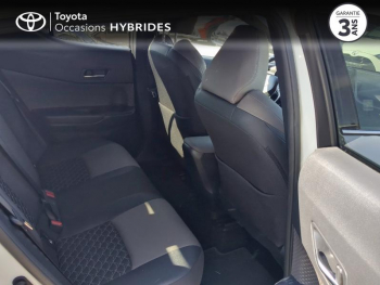 Photo 7 du bon plan TOYOTA C-HR 122h Distinctive 2WD E-CVT MY20 occasion à 22890 €