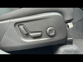 Photo 13 du bon plan VOLVO XC40 B3 163ch Plus DCT 7 occasion à 42900 €