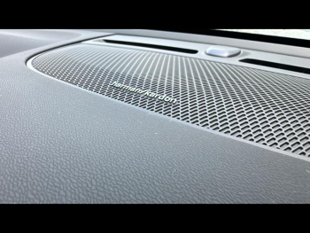 Photo 16 du bon plan VOLVO XC40 B3 163ch Plus DCT 7 occasion à 42900 €