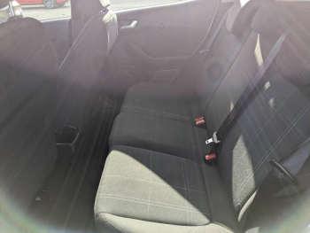 Photo 16 du bon plan FORD Fiesta 1.1 85ch Cool & Connect 5p Euro6.2 occasion à 10990 €