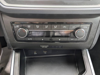 Photo 15 du bon plan SEAT Arona 1.0 EcoTSI 115ch Start/Stop Style Euro6d-T occasion à 13899 €