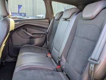 Photo 11 du bon plan FORD Kuga 2.0 TDCi 150ch Stop&Start ST-Line 4x2 Euro6.2 occasion à 16990 €