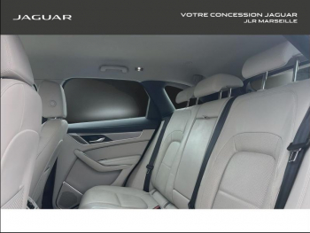 Photo 11 du bon plan JAGUAR F-Pace P400e Plug-in-Hybrid SE BVA8 AWD occasion à 51990 €