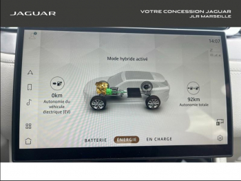 Photo 23 du bon plan JAGUAR F-Pace P400e Plug-in-Hybrid SE BVA8 AWD occasion à 51990 €