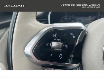 Photo 25 du bon plan JAGUAR F-Pace P400e Plug-in-Hybrid SE BVA8 AWD occasion à 51990 €