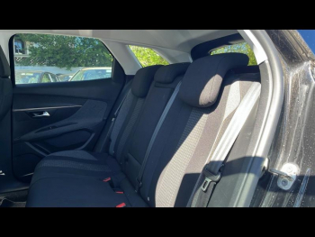 Photo 19 du bon plan PEUGEOT 3008 1.2 PureTech 130ch Active Business S&S EAT8  6cv occasion à 13900 €