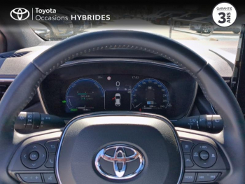 Photo 13 du bon plan TOYOTA Corolla 1.8 140ch Design MY23 occasion à 24990 €