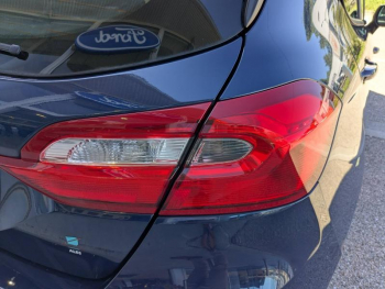 Photo 23 du bon plan FORD Fiesta 1.1 85ch Cool & Connect 5p Euro6.2 occasion à 9990 €