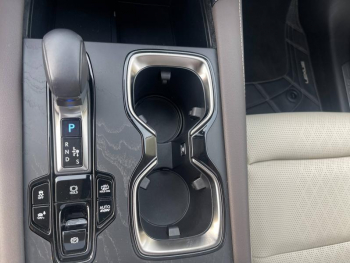Photo 31 du bon plan LEXUS RX 450h+ Executive 4WD MY24 occasion à 74900 €