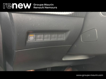 Photo 22 du bon plan PEUGEOT 2008 1.2 PureTech 130ch S&S GT Line 7cv occasion à 14490 €