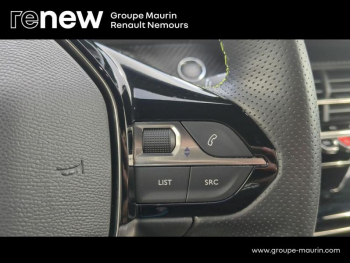 Photo 26 du bon plan PEUGEOT 2008 1.2 PureTech 130ch S&S GT Line 7cv occasion à 14490 €