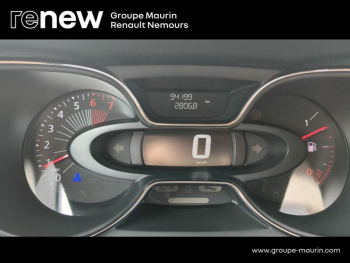 Photo 20 du bon plan RENAULT Captur 1.2 TCe 120ch Stop&Start energy Intens Euro6 2016 occasion à 10490 €