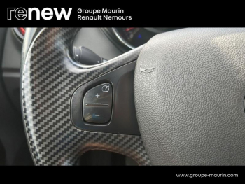 Photo 24 du bon plan RENAULT Captur 1.2 TCe 120ch Stop&Start energy Intens Euro6 2016 occasion à 10490 €