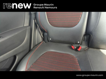 Photo 35 du bon plan RENAULT Captur 1.2 TCe 120ch Stop&Start energy Intens Euro6 2016 occasion à 10490 €