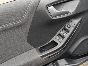 Photo 9 du bon plan FORD Puma 1.0 Flexifuel 125ch S&S mHEV Titanium Business occasion à 21899 €